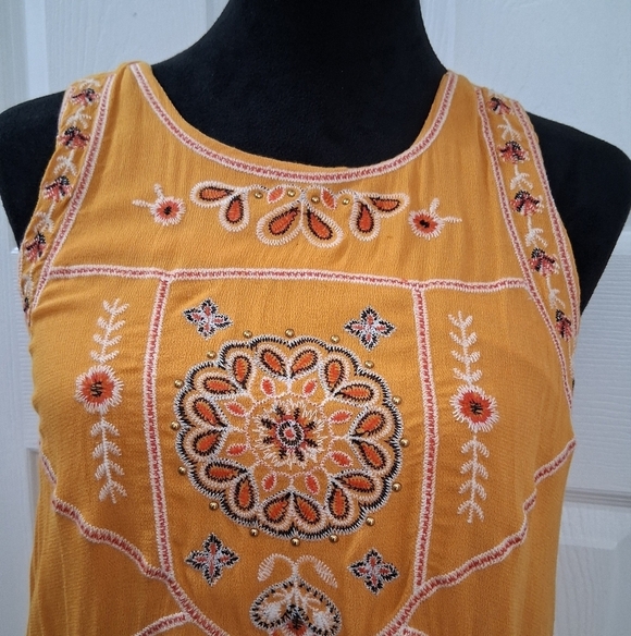 NWT Taylor & Sage Embroidered Sundress - Picture 2 of 14